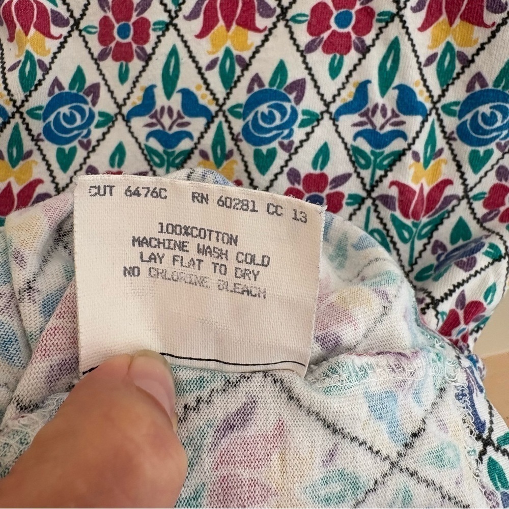 Vintage Cherokee Patterned Tee - Picture 5 of 6